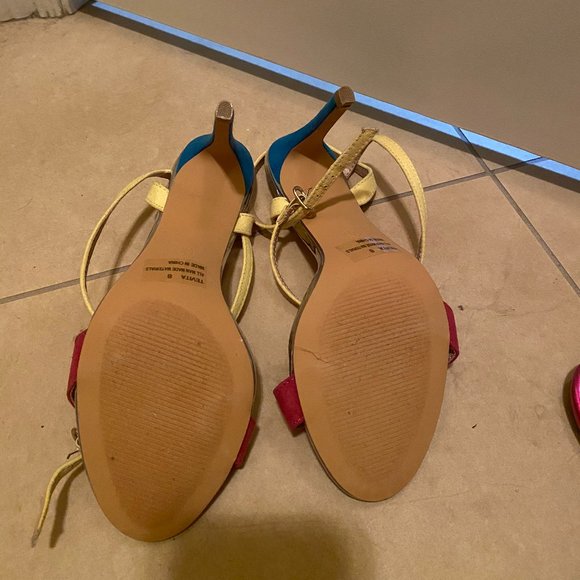 Ankle Wrap Multicolored Heels - Picture 4 of 4